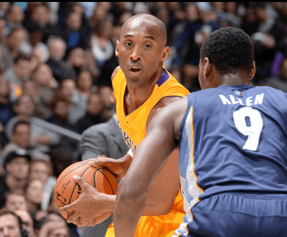 Grizzlies dodge overtime in win vs Lakers
